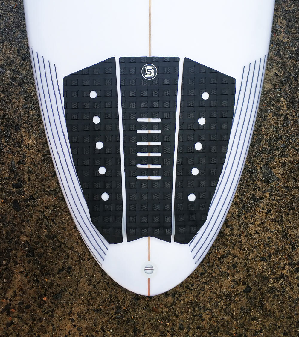 SANCTUM BLACK FLAT TAIL TRACTION PAD Sanctum Surf